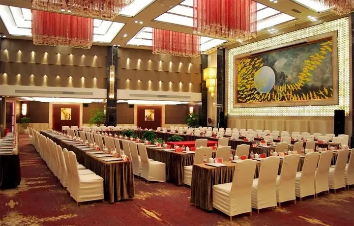 Шиянь: Zhongjing Taichi Lake International Resort