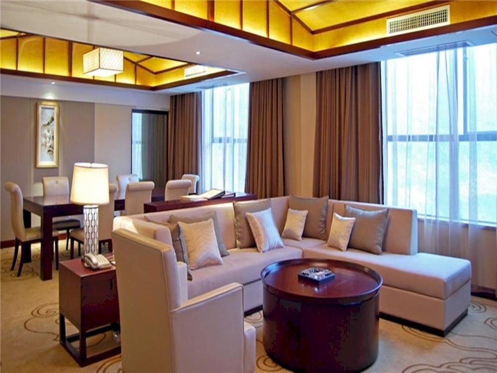 Шиянь: Zhongjing Taichi Lake International Resort