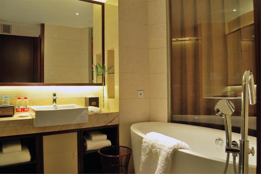 Шиянь: Zhongjing Taichi Lake International Resort