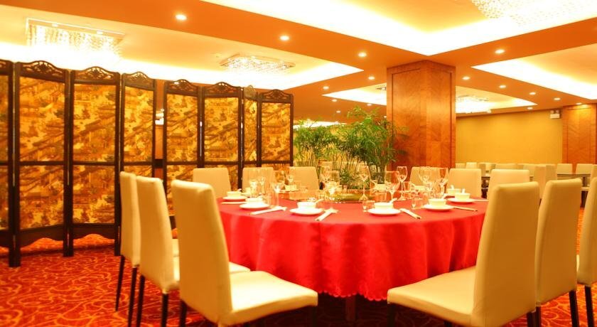 Гуйлинь: Hongfeng Jingcheng International Hotel