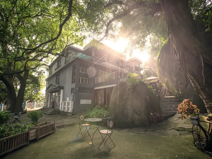 Сямынь: Xiamen Gulangyu Piano & Sea Manor Hostel