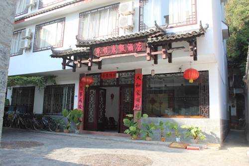 Яншо: Yangshuo Zhuo Yue Holiday Hotel