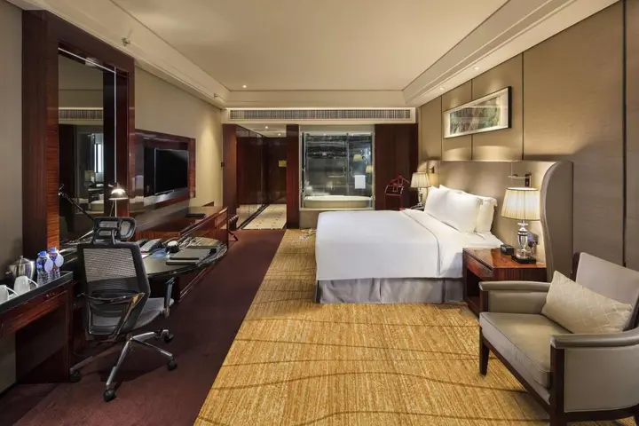 Фошань: Hilton Foshan