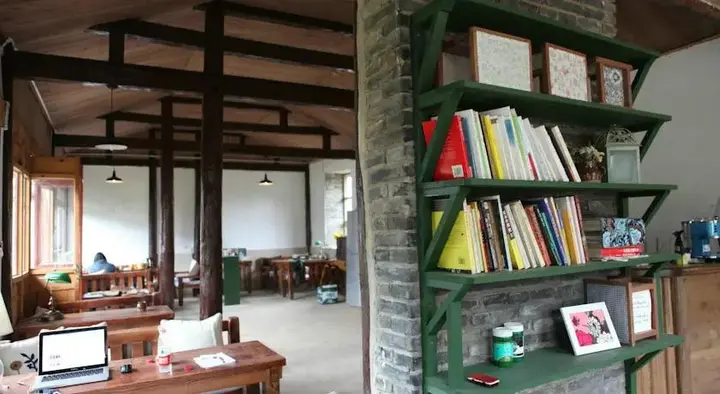 Лицзян: Lijiang Baisha There International Youth Hostel