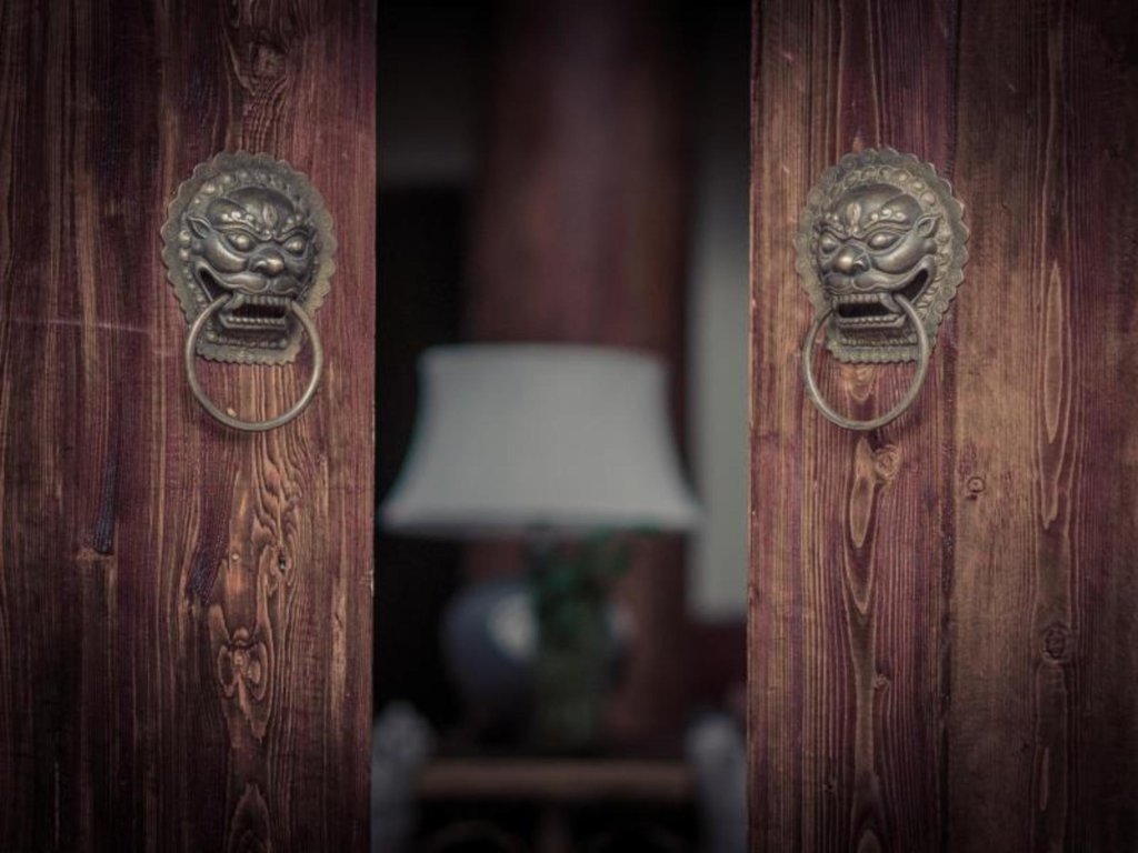 Шангри-Ла: Shangri-La E-Outfitting Boutique Hotel