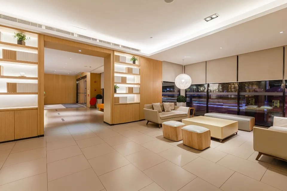 Шанхай: JI Hotel Zhaojiabang Road