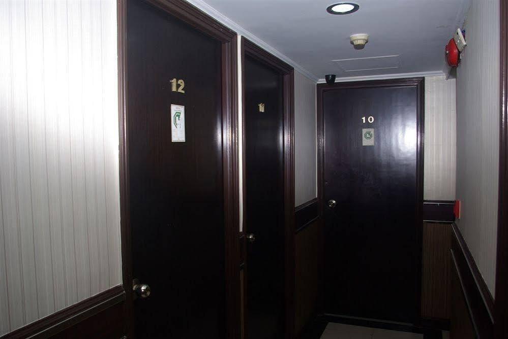 Коулун: Ocean Wifi Hotel