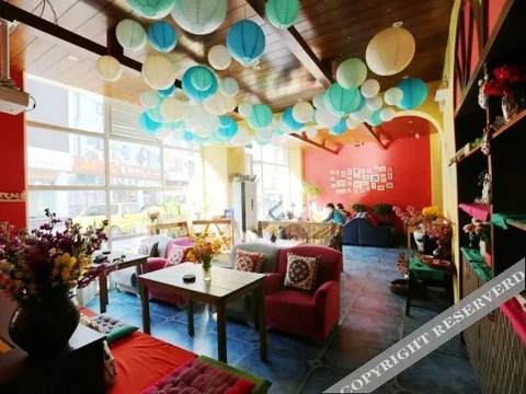 Сичан: Story Hostel