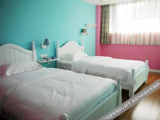 Сичан: Story Hostel