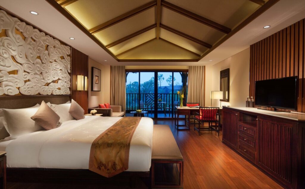 Лешан: JZ Hotel Emei