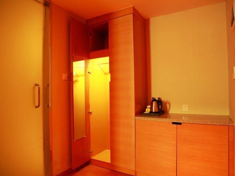 Харбин: JI Hotel (Harbin Zhongyang Street People Square)
