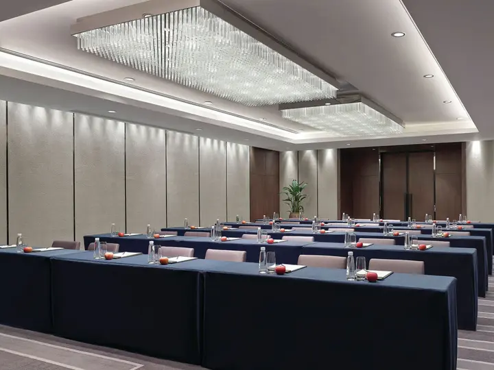 Нинбо: Langham Place Ningbo