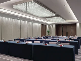 Нинбо: Langham Place Ningbo