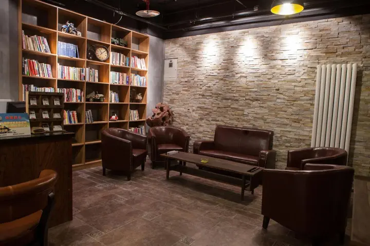 Пекин: Nostalgia Hotel(Beijing YongheLama & Nanluoguxiang)