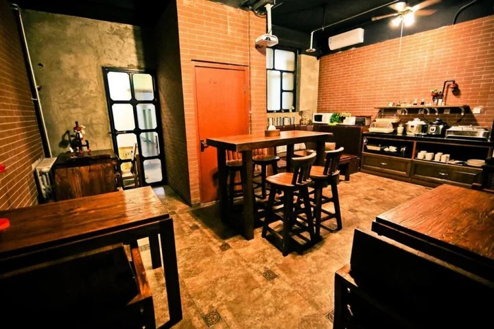 Пекин: Nostalgia Hotel（Beijing YongheLama & Nanluoguxiang）