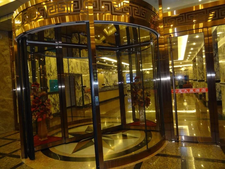 Чэндэ: Huilong Tower Hotel
