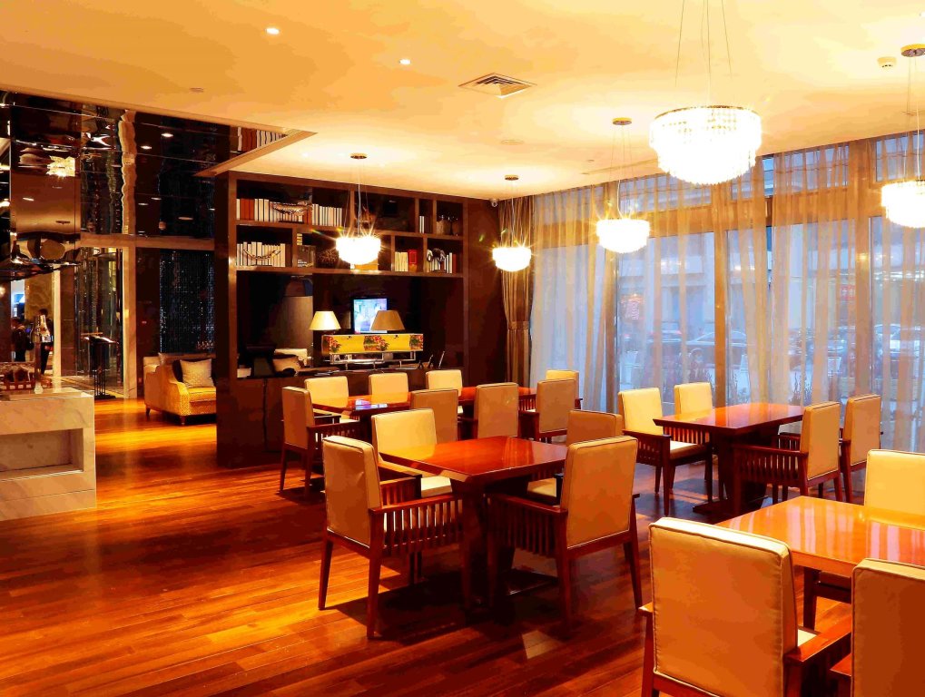 Пекин: Beijing Mingyoun Central Hotel