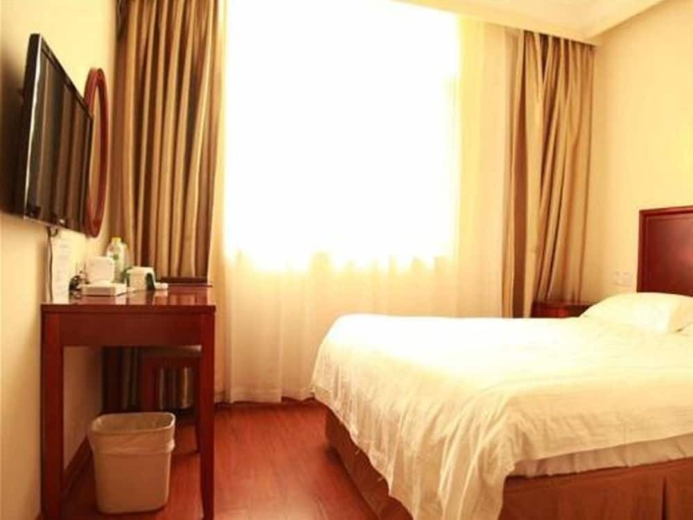 Тайчжоу: Greentree Inn Xinghua Anfeng Runan Garden Express Hotel
