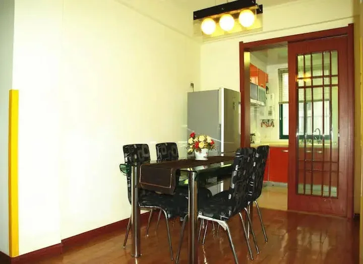 Уху: Wuhu Shangri-La Apartment