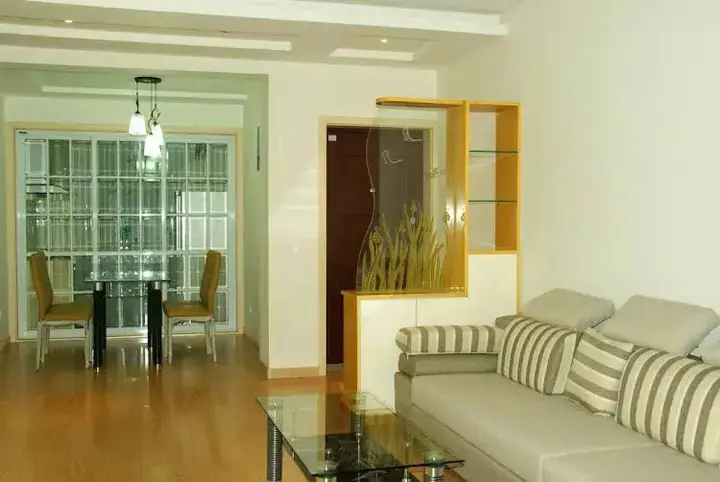 Уху: Wuhu Shangri-La Apartment