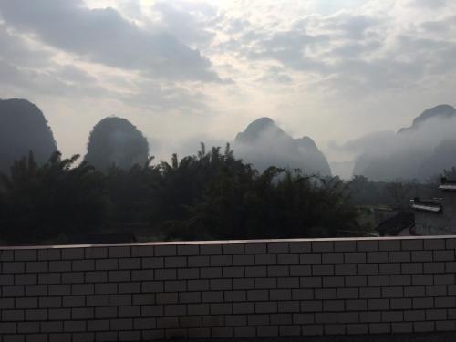 Яншо: Yangshuo Panjiangyue Inn