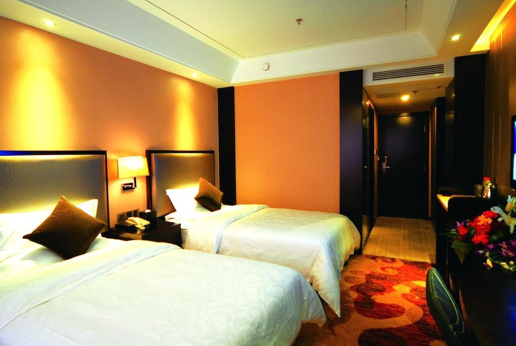 Линжи: Nyingchi Minshan Hotel