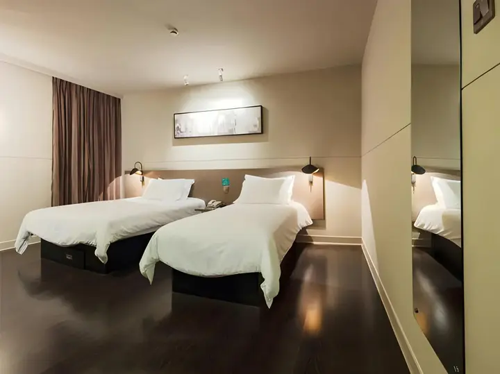 Шанхай: Jin Jiang East Asia Hotel