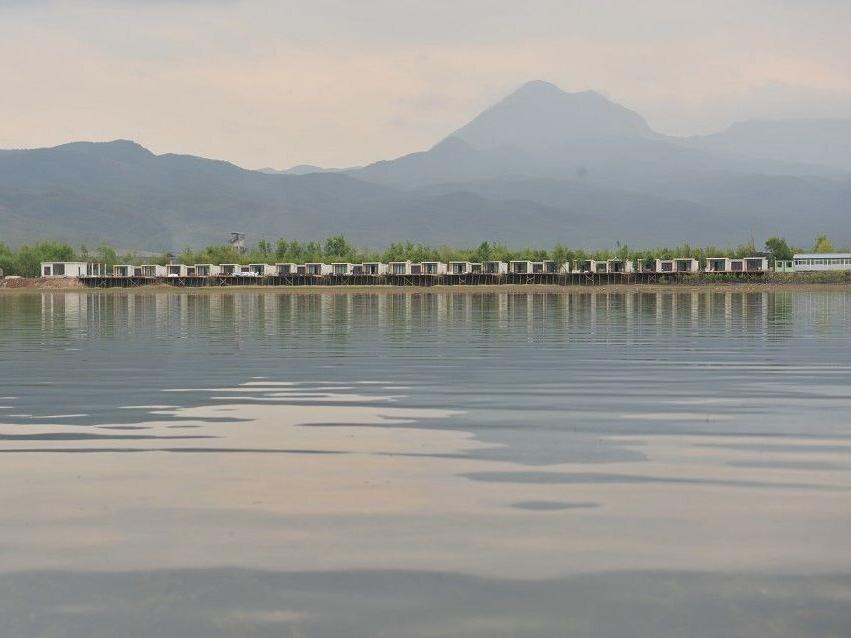 Лицзян: Lijiang Scenery Retreats Lake Front Villa Resort