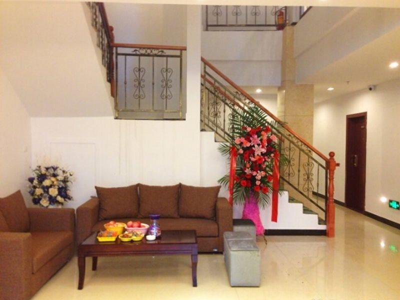 Гуйлинь: Guilin Baiyangnianhua Hotel
