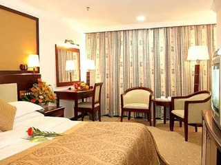 Чжухай: Tourist Hotel