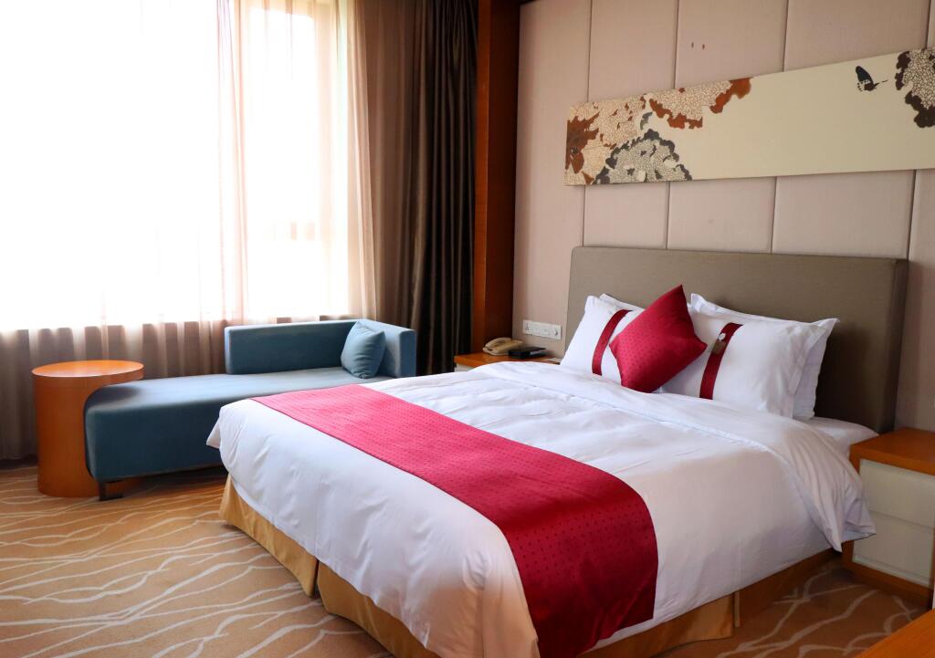 Паниин: Holiday Inn Panjin Aqua City by IHG