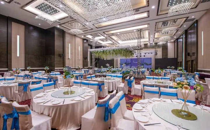 Паниин: Holiday Inn Panjin Aqua City by IHG
