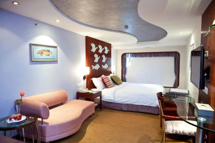 Шэньчжэнь: Cruise INN