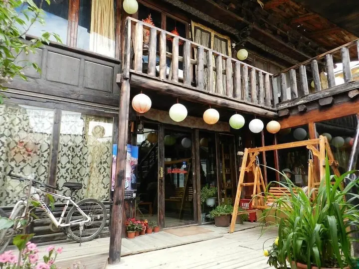 Шангри-Ла: Shangri-La Timeless Inn
