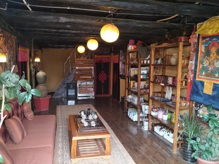 Шангри-Ла: Shangri-La Timeless Inn