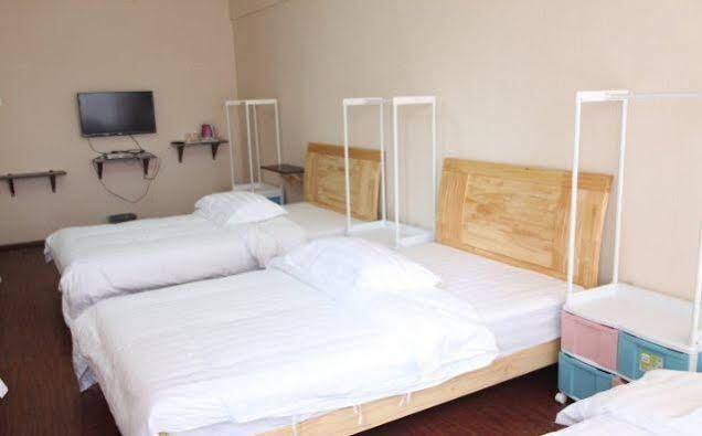 Куньмин: Saijia Hotel - Shanghai Salong Branch