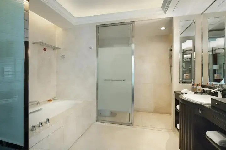 Наньчан: Crowne Plaza Nanchang Riverside by IHG