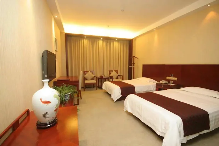 Цзиндэчжэнь: Largos Hotel