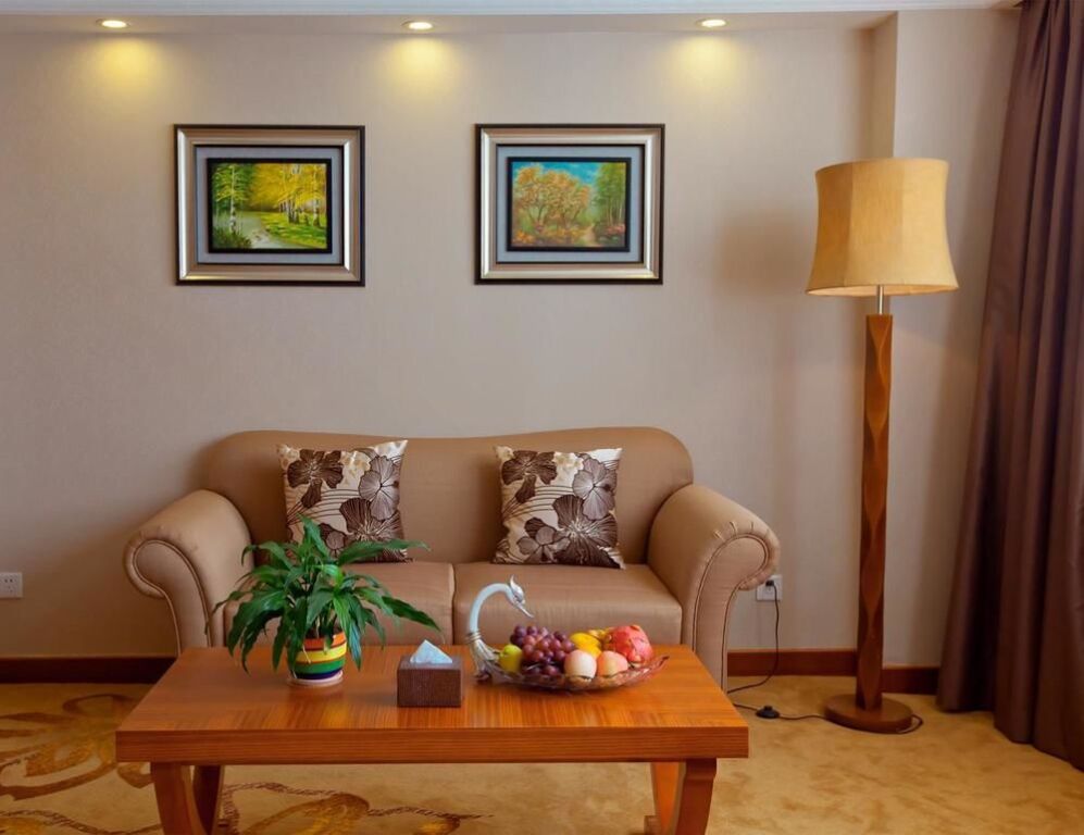 Чэнду: Chengdu Babao Grand Hotel