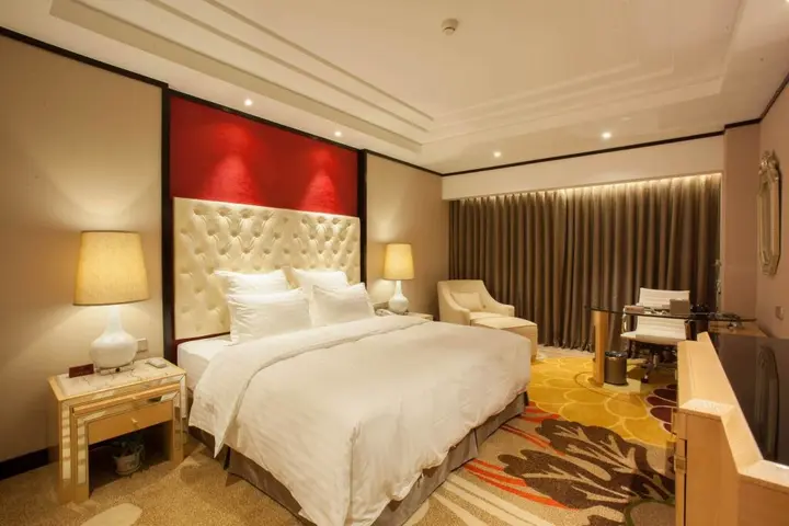 Наньнин: Nanning Landmark Hotel