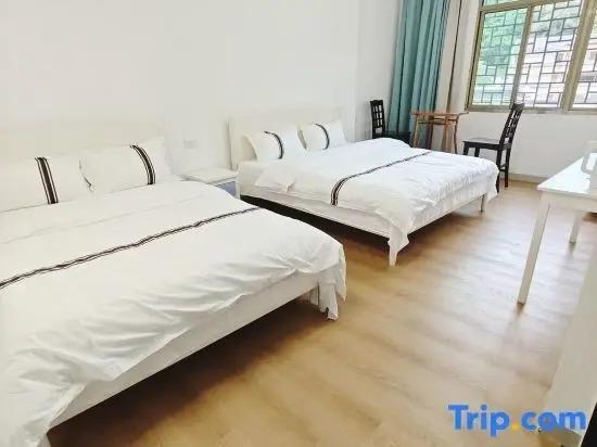 Лунъянь: Longyan Yongding Tulou Mengtian Inn