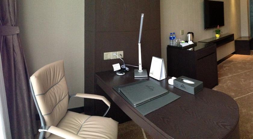 Ухань: Days Hotel Hualing Wuhan