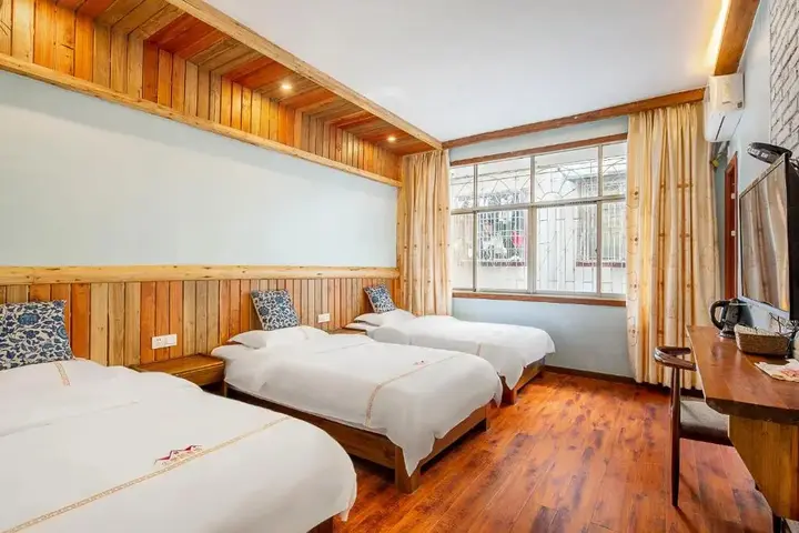 Чжанцзяцзе: Tianmen Hotel