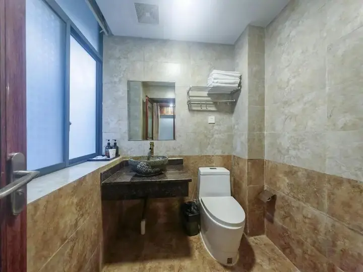 Чжанцзяцзе: Tianmen Hotel