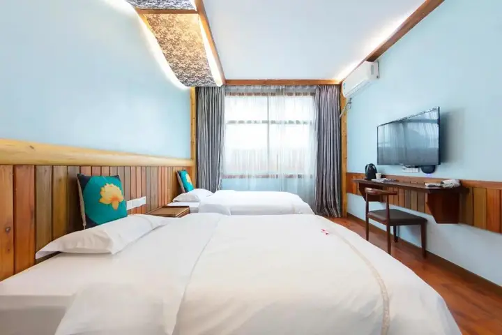 Чжанцзяцзе: Tianmen Hotel