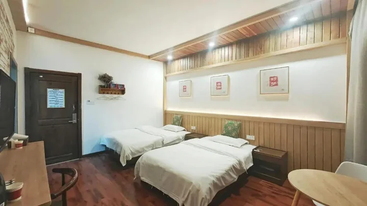 Чжанцзяцзе: Tianmen Hotel