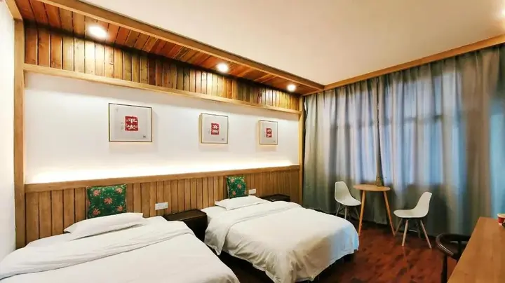 Чжанцзяцзе: Tianmen Hotel