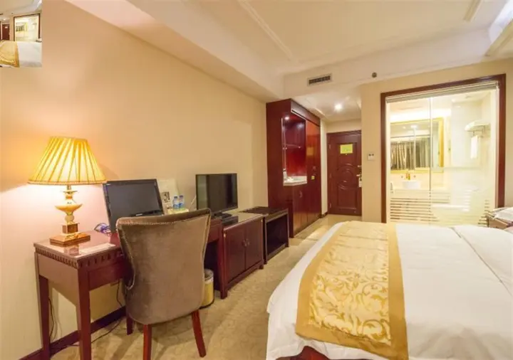 Гуйлинь: Vienna Hotel Guilin Airport Road
