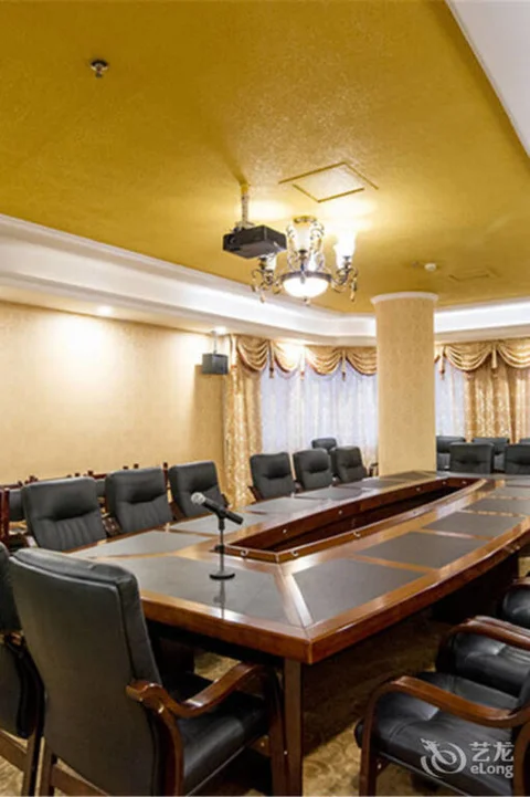 Гуйлинь: Vienna Hotel Guilin Airport Road