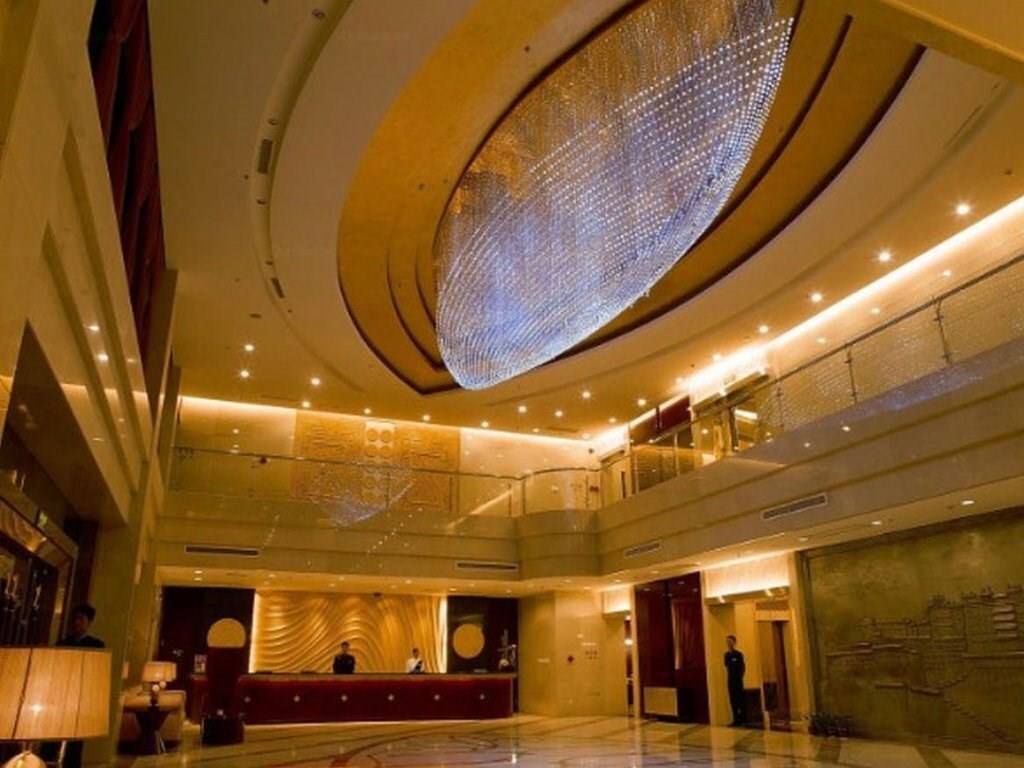 Tibet Hotel — фото 1